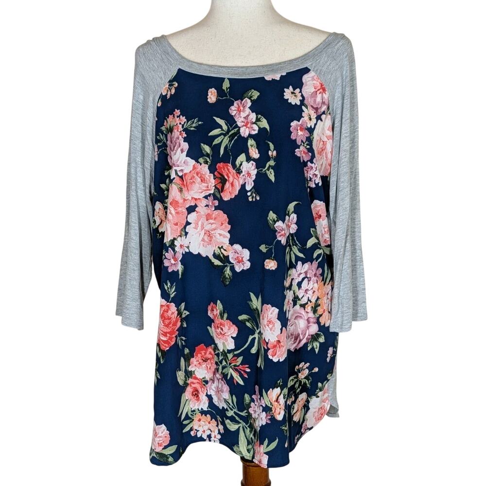 Lara Fashion Women's Size XL Blue Pink Floral 3/4 Sleeve Blouse Made In USA